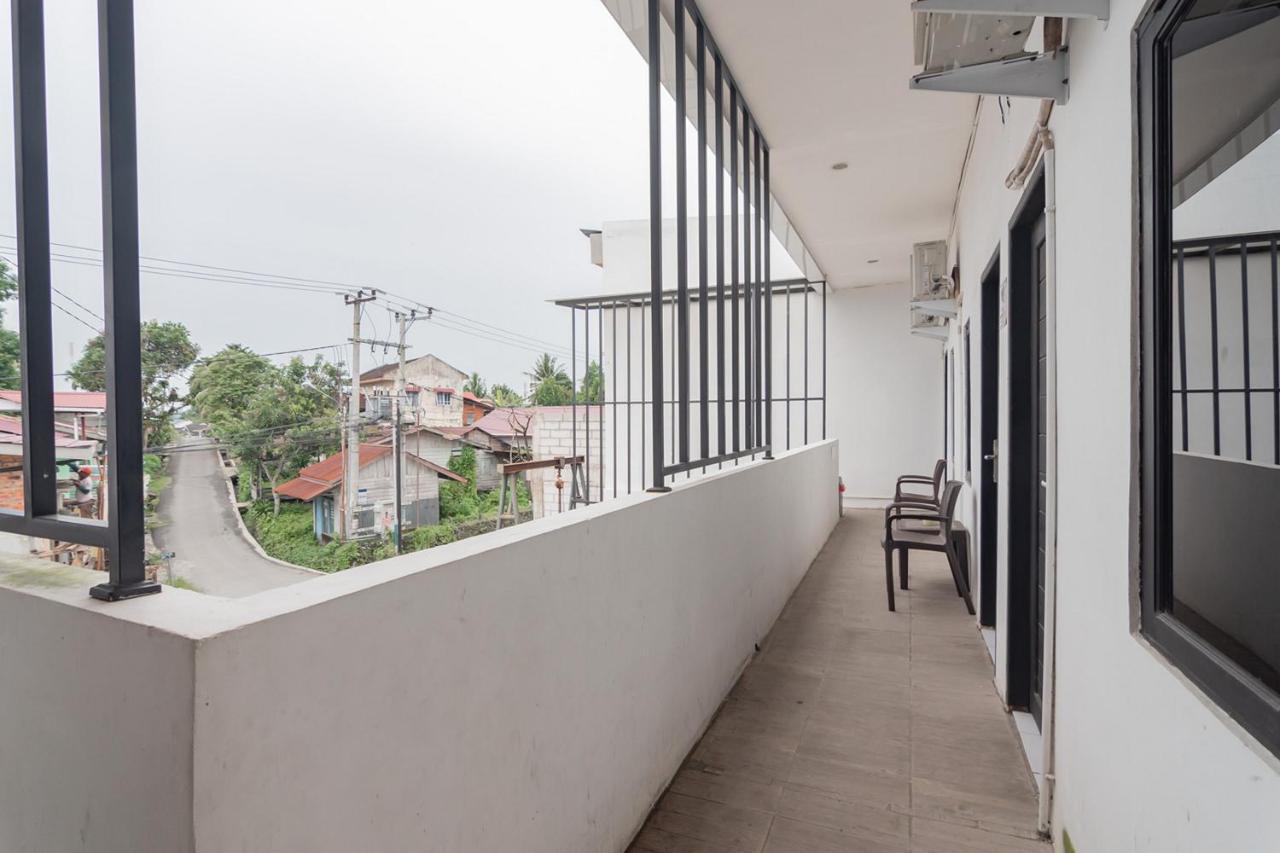 Reddoorz At Sani Guest House Balikpapan Bagian luar foto