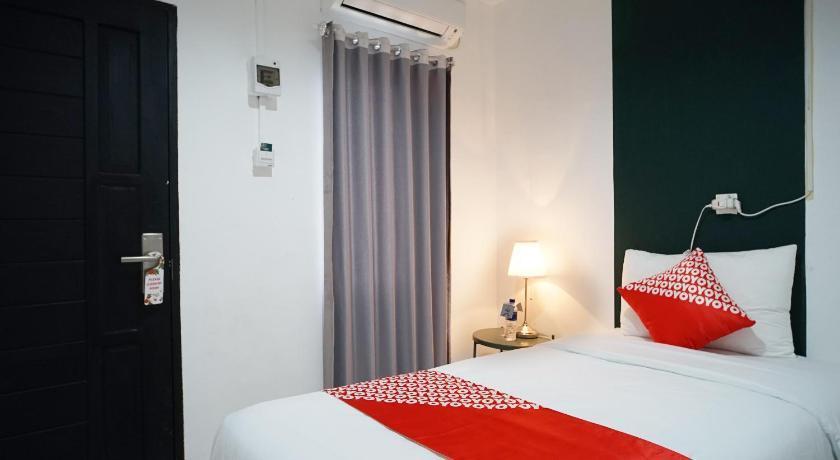 Reddoorz At Sani Guest House Balikpapan Bagian luar foto